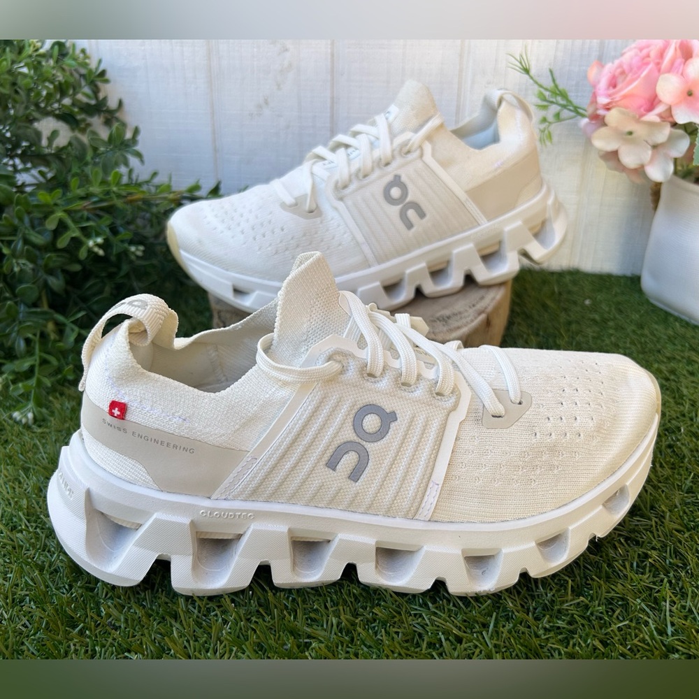 On Cloudswift Undyed white 
Sneakers women size 6 gently used - Picture 5 of 16